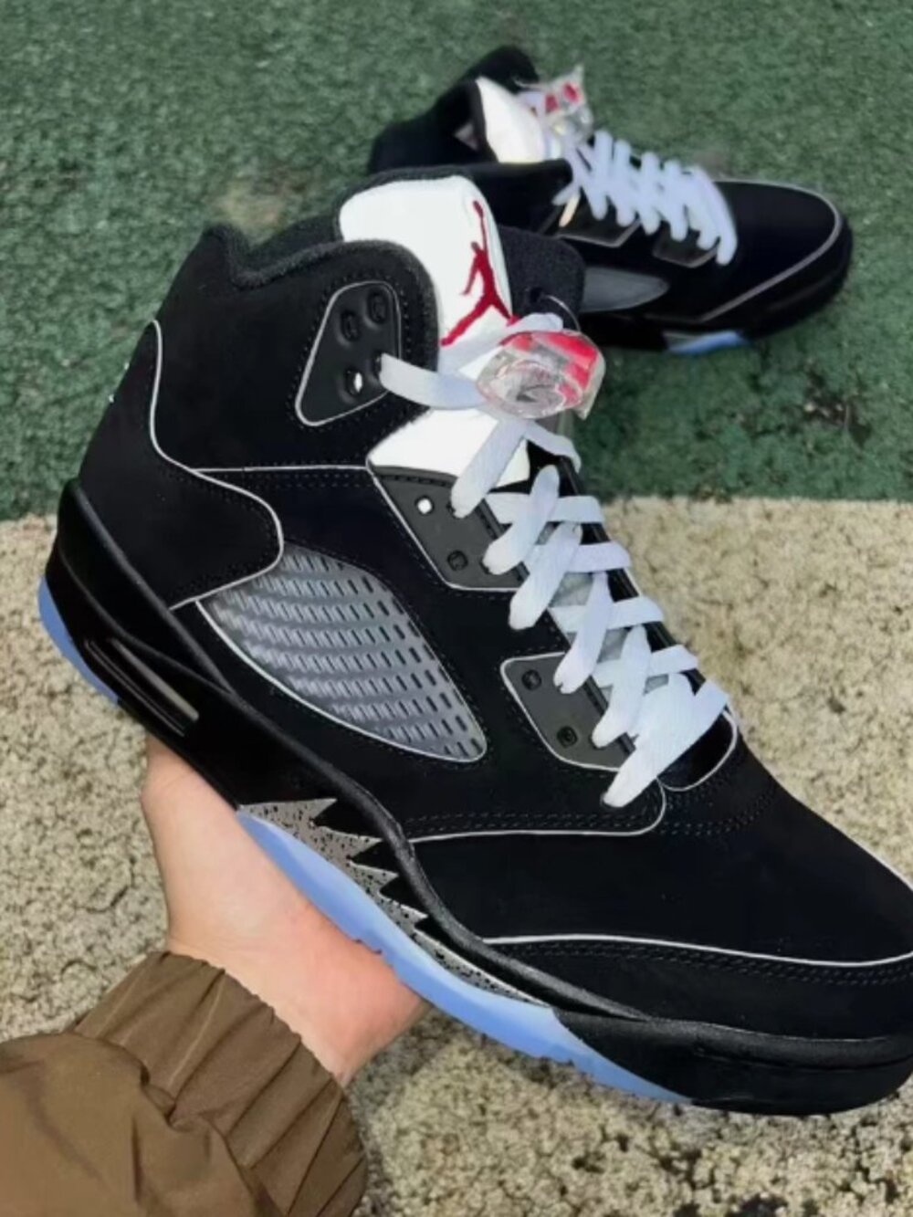 Air Jordan 5 Black Metallic Reimagined men's shoes